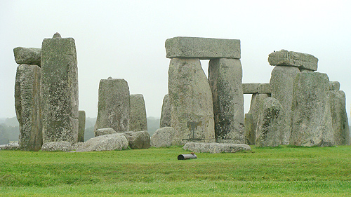 Die Frhphase von Stonehenge wird auf ca. 3100 v. Chr. datiert.