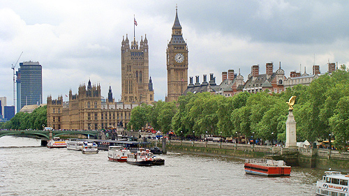 Big Ben mit Palace of Westminster.