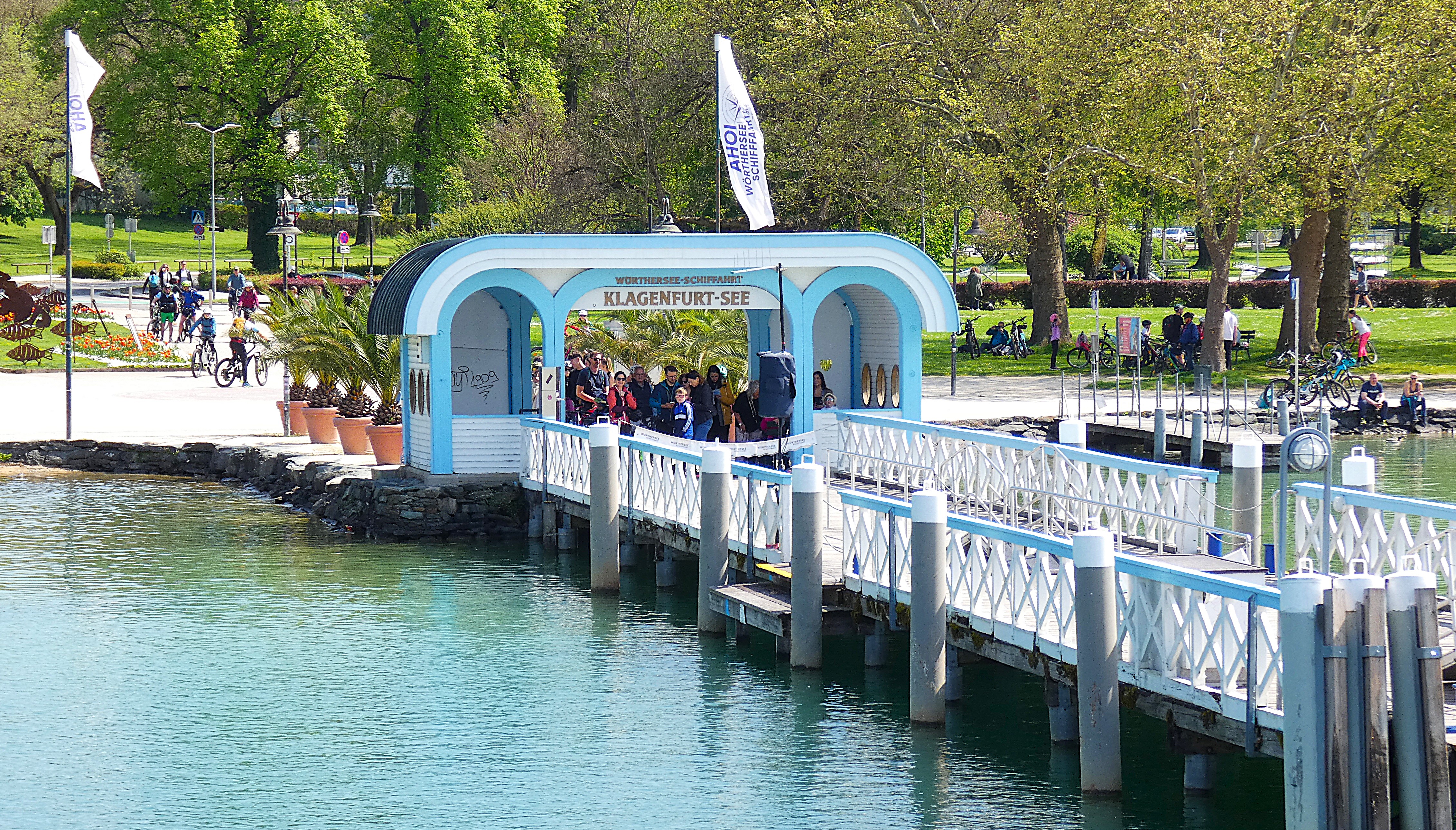 Die Schiffsanlegestelle in Klagenfurt. Die Schiffsanlegestelle in Klagenfurt.