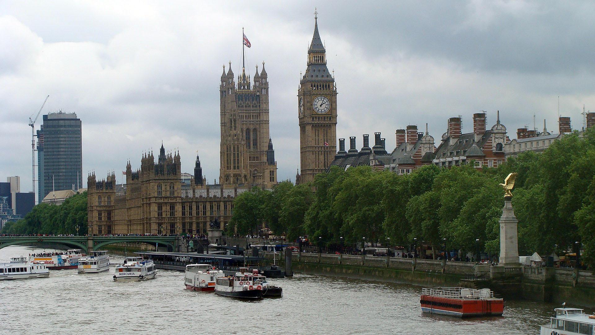 Big Ben mit Palace of Westminster.