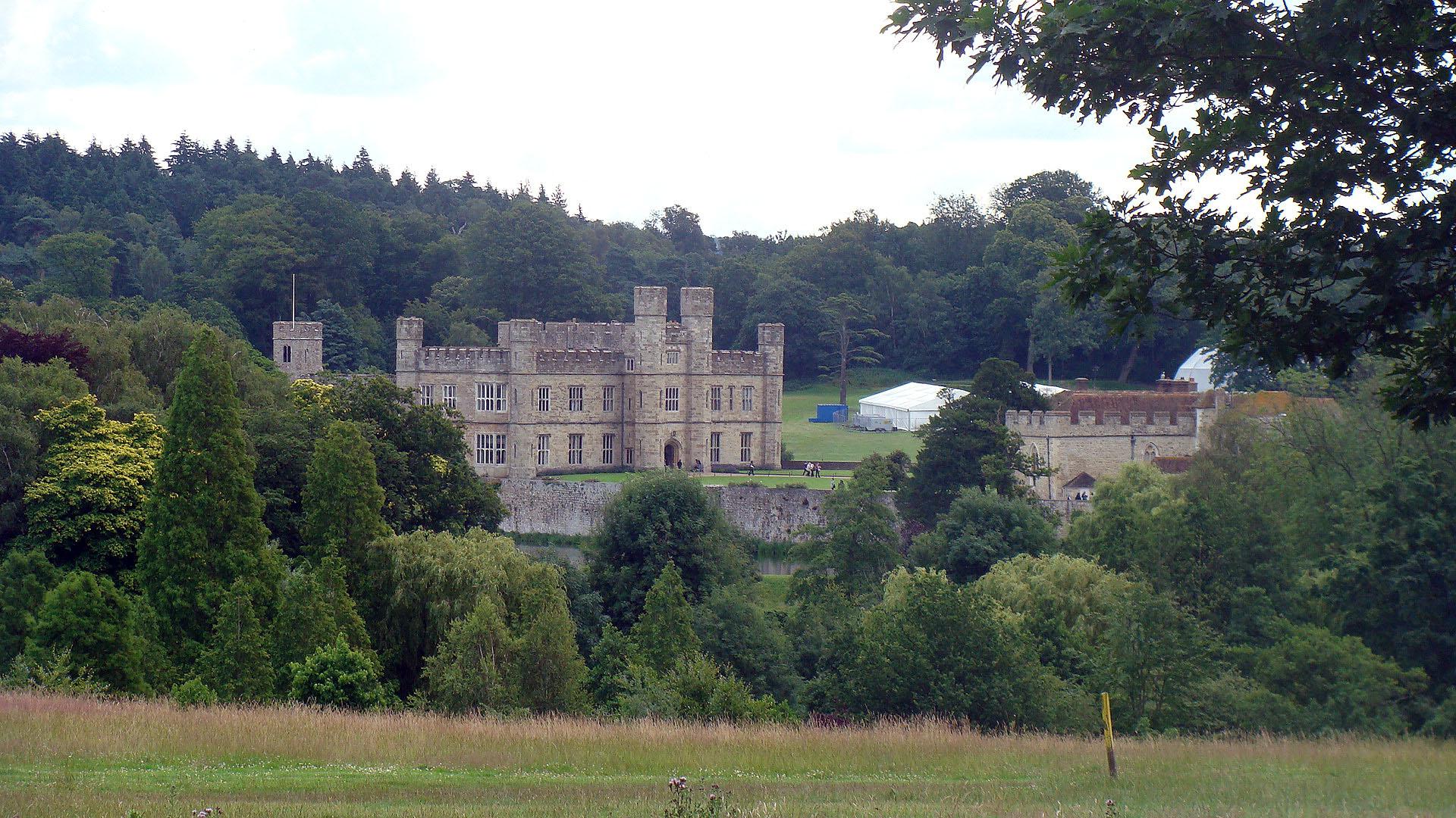 Leeds Castle, seit über 1000 Jahren Festung und Wohnsitz der Reichen.